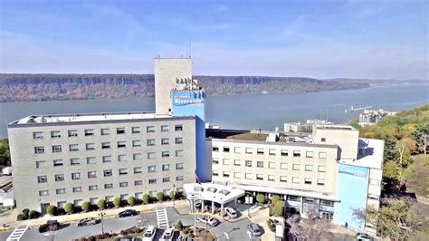 St johns riverside hospital - Emergency Medicine Residency. Our program is a 3-year ACGME accredited community program located in Yonkers, NY, just outside New York City. We graduated our inaugural class in 2020. Our small program size of just 10 residents per year allows us to provide individualized attention and mentorship to all of our residents. We are fortunate to have ...